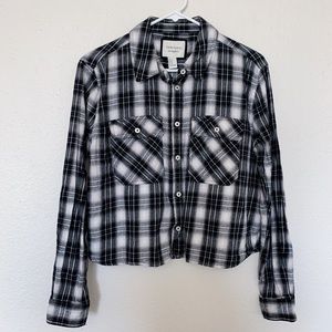 Forever 21 Black and White Cropped Flannel